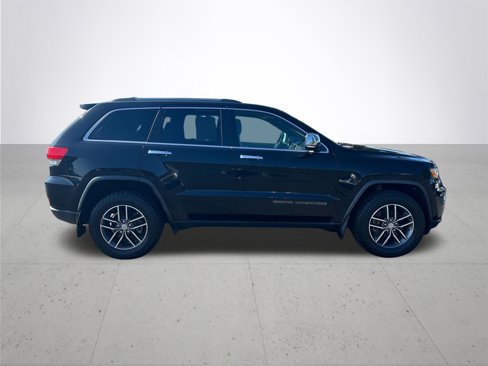 Used 2017 Jeep Grand Cherokee Limited w/ Trailer Tow Group IV image 6