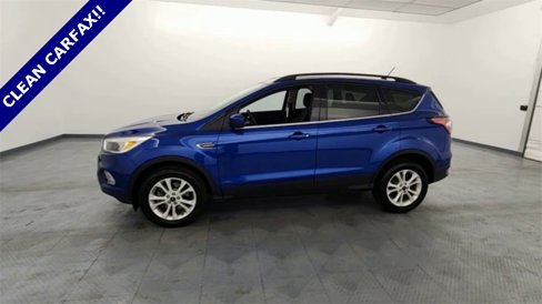 Used 2018 Ford Escape SE w/ SE Sync 3 Package image 4