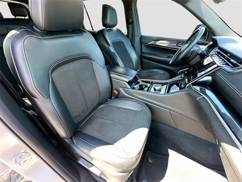 Used 2021 Jeep Grand Cherokee L Laredo image 27