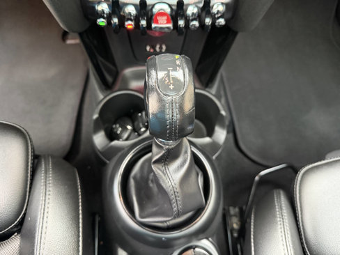 Used 2018 MINI Cooper S image 39