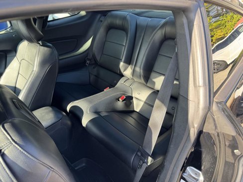Used 2016 Ford Mustang Premium image 5