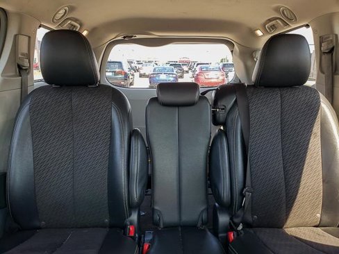 Used 2014 Toyota Sienna SE image 30
