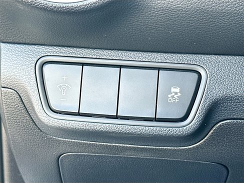 Certified 2023 Kia Forte LXS image 10