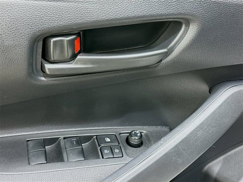 Used 2023 Toyota Corolla LE image 17