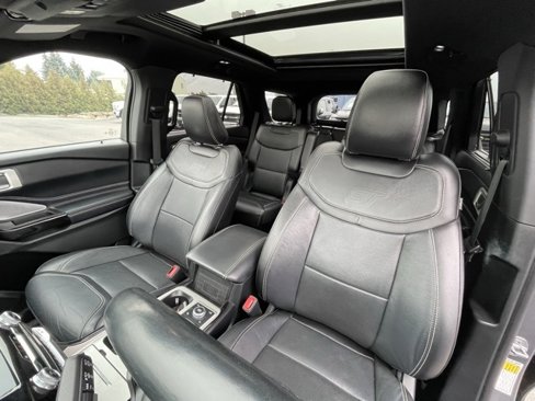 Used 2021 Ford Explorer ST w/ Equipment Group 401A image 17
