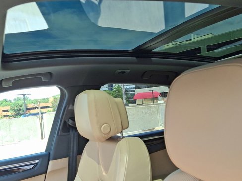 Used 2021 Porsche Macan image 15