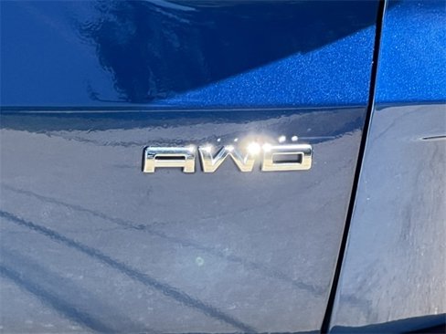 Used 2022 Ford Escape SE image 2