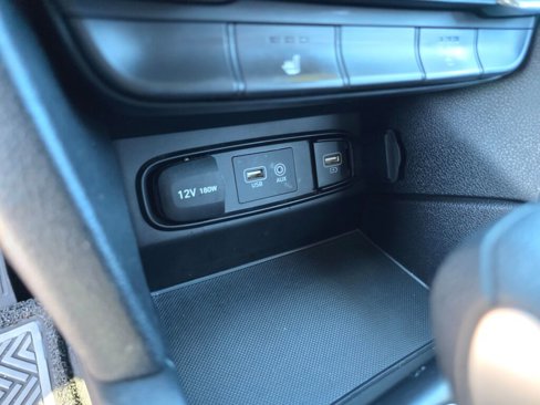 Used 2019 Jeep Cherokee Overland w/ Technology Group image 27