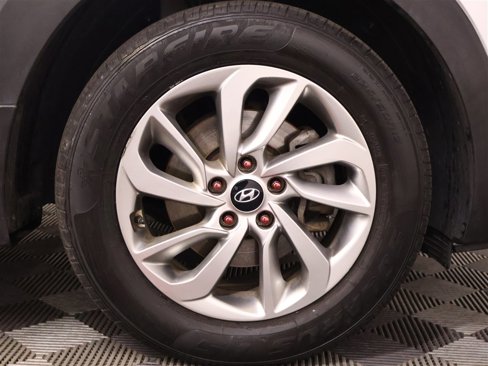 Used 2018 Hyundai Tucson SE image 20