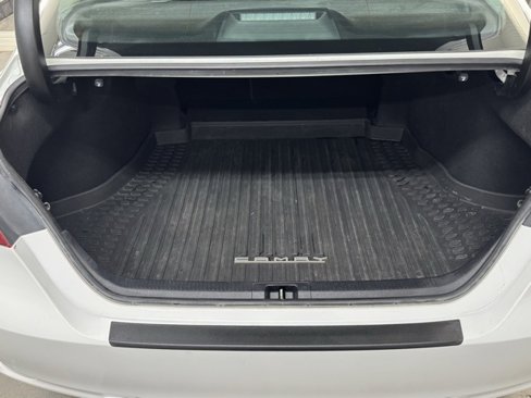 Used 2021 Toyota Camry SE w/ Cold Weather Package image 33