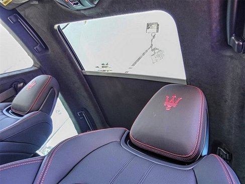 New 2023 Maserati Levante Modena image 14