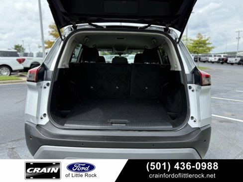 Used 2023 Nissan Rogue SV image 7