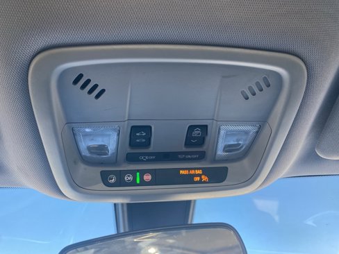 Used 2021 Chevrolet Malibu LT image 25