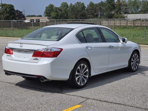 Used 2014 Honda Accord Touring image 21