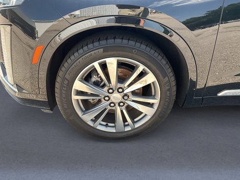 Used 2021 Cadillac XT6 Premium Luxury w/ Platinum Package image 28