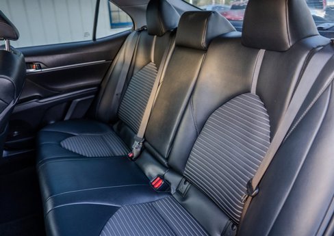 Used 2019 Toyota Camry SE image 29