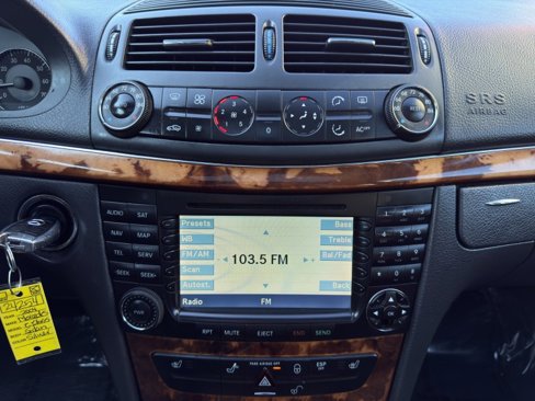 Used 2004 Mercedes-Benz E 320 Sedan image 19