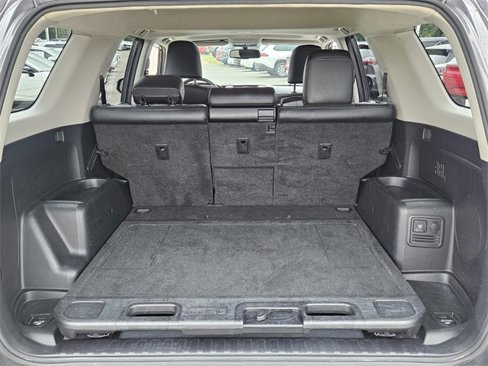 Used 2014 Toyota 4Runner Limited image 13