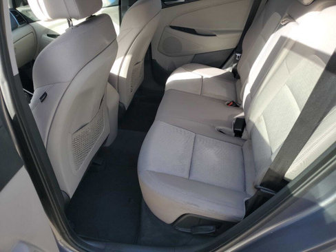 Used 2016 Hyundai Tucson SE w/ Option Group 02 image 16