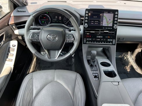 Used 2019 Toyota Avalon Limited image 23