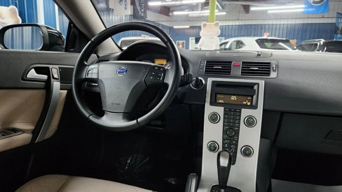 Used 2013 Volvo C70 T5 image 35