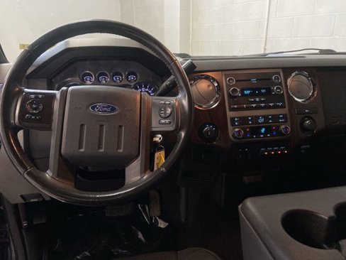 Used 2011 Ford F350 Lariat w/ Lariat Interior Pkg image 5