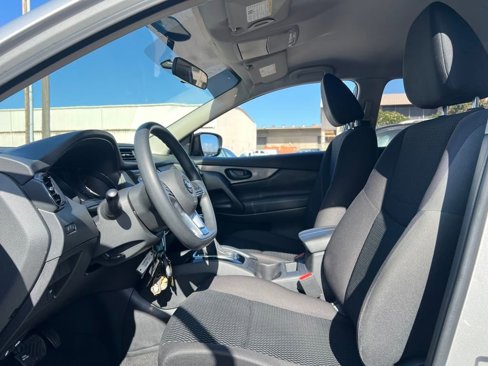Used 2019 Nissan Rogue Sport S image 13