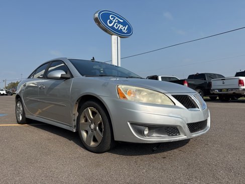 Used 2010 Pontiac G6 Sedan image 3