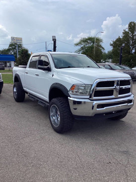 Used 2017 RAM 2500 SLT image 6