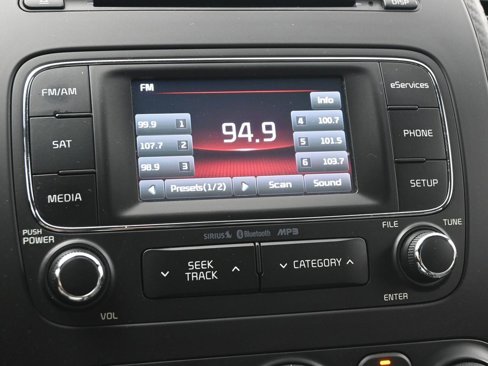 Used 2015 Kia Forte SX image 15