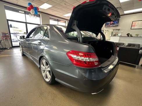 Used 2012 Mercedes-Benz E 350 4MATIC Sedan image 18