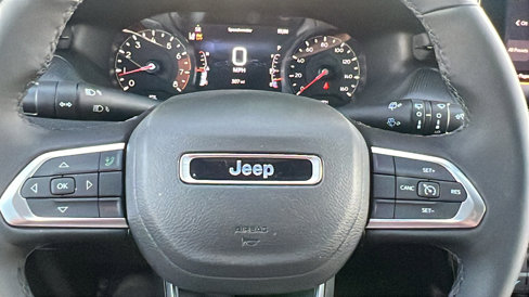 New 2025 Jeep Compass Latitude w/ Altitude Special Edition image 28