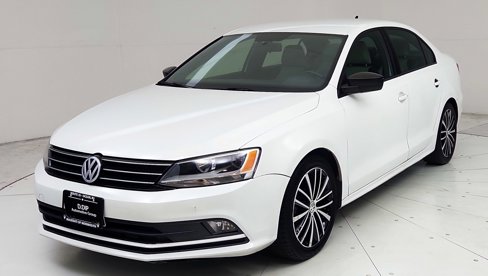 Used 2016 Volkswagen Jetta Sport image 3