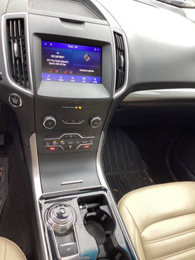 Used 2020 Ford Edge SEL image 18