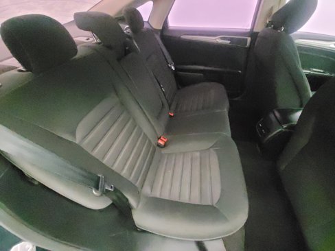 Used 2020 Ford Fusion SE image 19