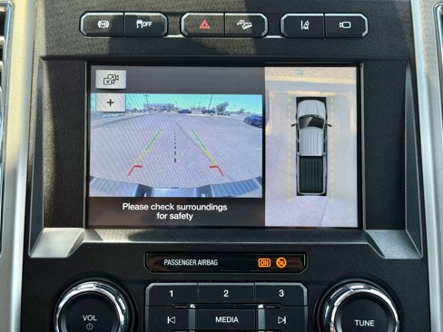 Used 2017 Ford F350 Lariat w/ Tow Technology Bundle image 37