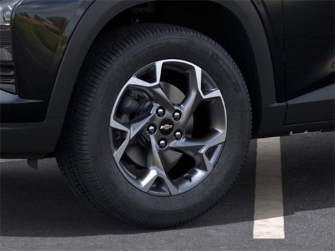 New 2025 Chevrolet Trax LT w/ Driver Confidence Package image 9