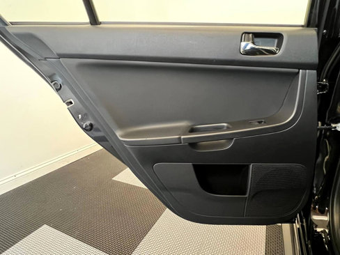 Used 2016 Mitsubishi Lancer AWD Sedan image 9