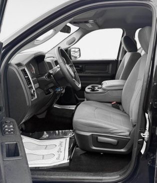 Used 2016 RAM 1500 Express w/ Black Ram 1500 Express Group image 12