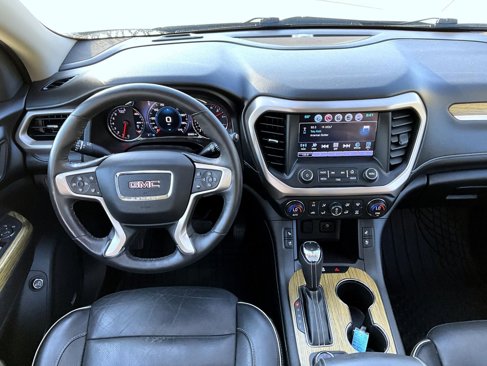 Used 2017 GMC Acadia Denali w/ Technology Package image 13