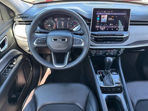 Used 2022 Jeep Compass Latitude image 20