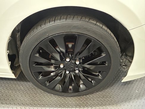 Used 2014 Acura RLX w/ Technology Package image 19