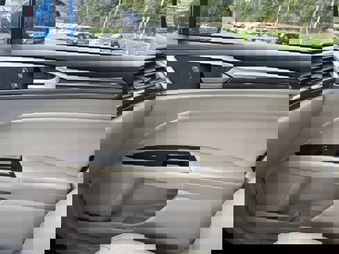 Used 2019 Ford Fusion SEL image 25