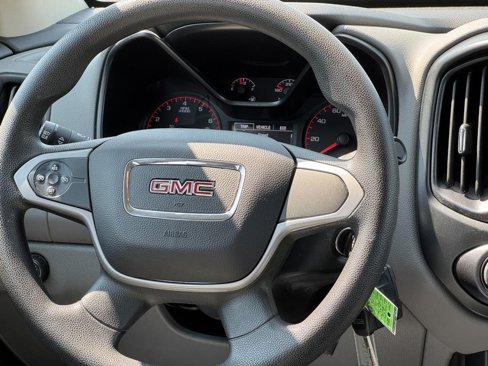 Used 2016 GMC Canyon 2WD Crew Cab w/ Convenience Package image 12