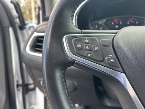 Used 2022 Chevrolet Equinox LT image 17