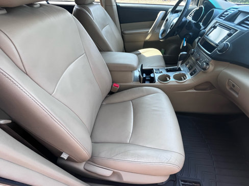 Used 2013 Toyota Highlander FWD image 72