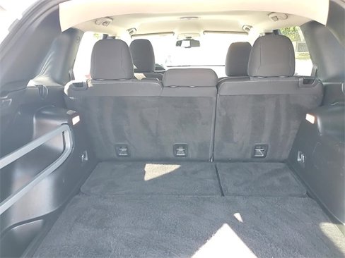 Used 2015 Jeep Cherokee Latitude w/ Comfort/Convenience Group image 30
