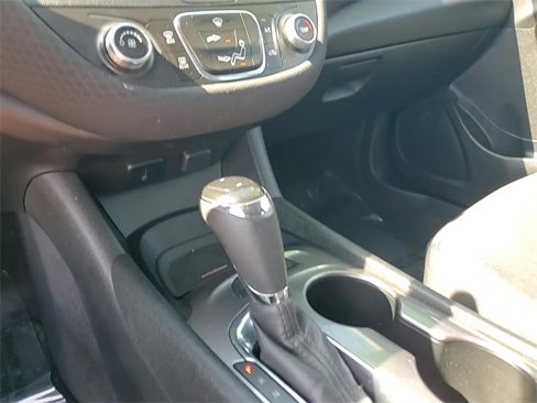 Used 2018 Chevrolet Malibu LS image 20