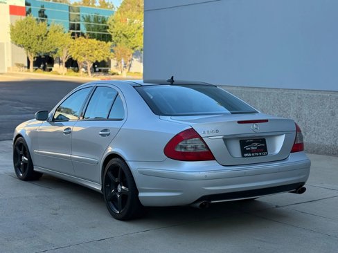 Used 2008 Mercedes-Benz E 350 Sedan image 14
