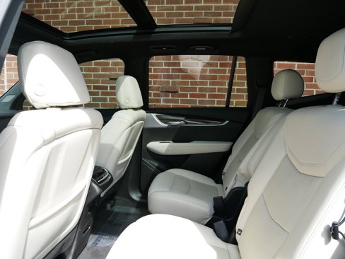 Used 2021 Cadillac XT6 Sport w/ LPO, Floor Liner Package image 10